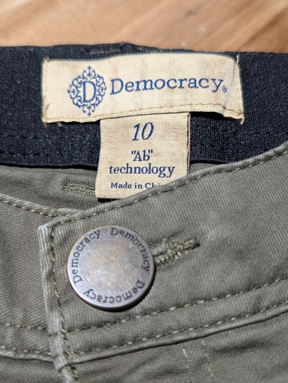Olive Women’s Skinny Jeans By Democracy Size 10 - Picture 5 of 7